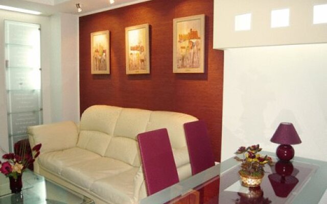 Marrinella Apartments