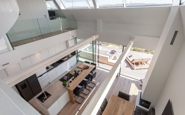 Beachhouse 24