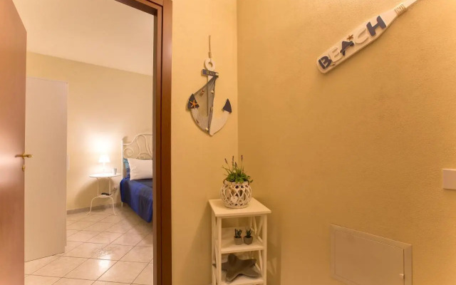 White Coral Rooms