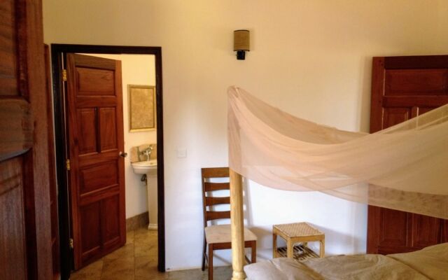Banda Lodge