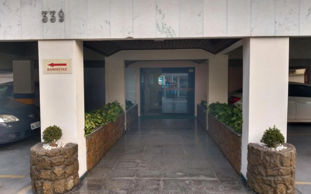 Suíte com Cozinha independente em Apartamento