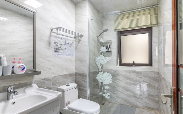 Locals Boutique Apartment WanzaiCEC No.6