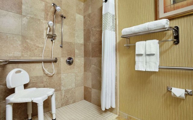 Hampton Inn Findlay