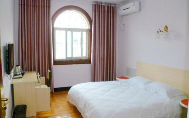 Qinyuan Hostel