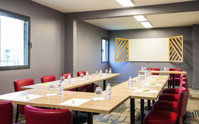 ibis Styles Rouen Val De Reuil