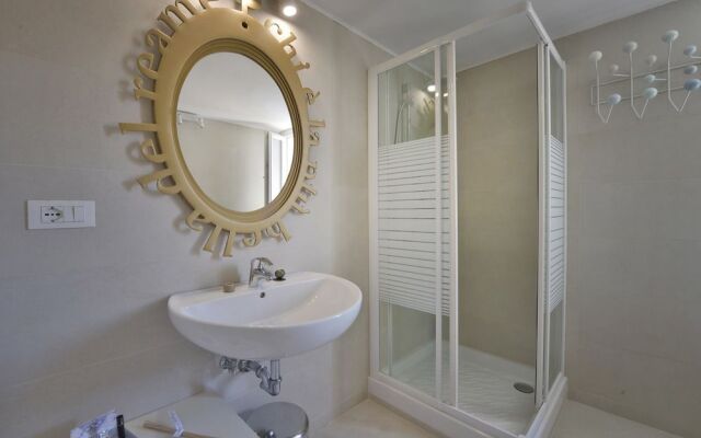 Central Design Apartment