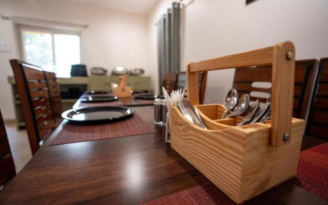 Yellow Bells Signature