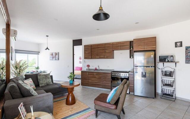 Primer Piso condo , 3 Recamaras+2.5 baños +alberca