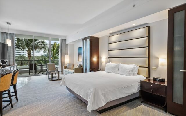 Junior Suite 2 At Sorrento Residences- Miami Beach 1 Bedroom Home by RedAwning