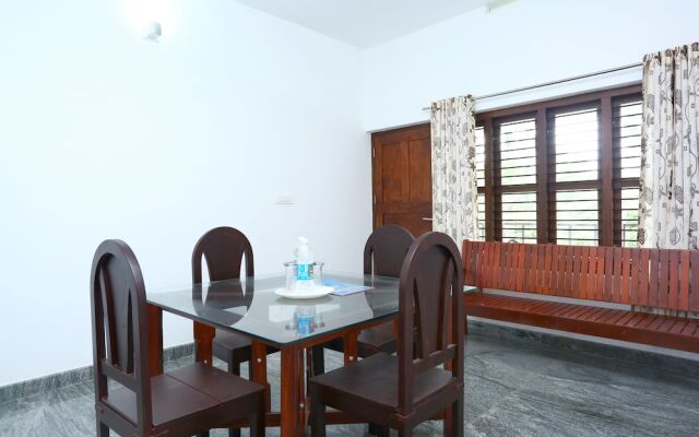 OYO 14841 Indra Holiday Home