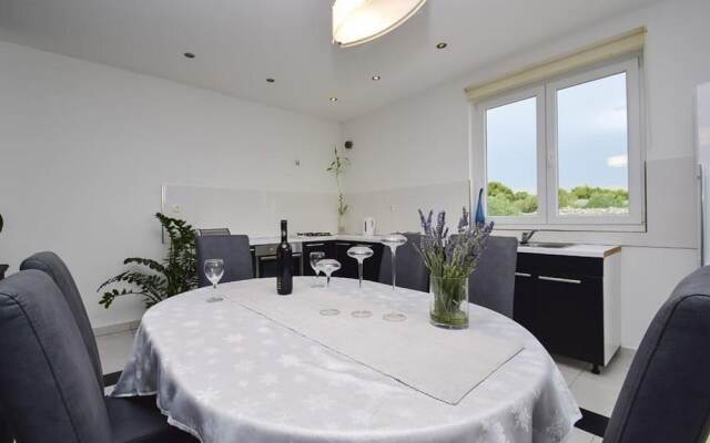 Holiday Home Divna