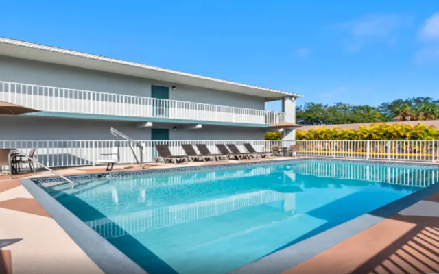 Econo Lodge Vero Beach - Downtown