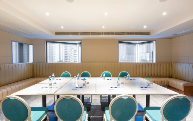 Holiday Inn Express Hong Kong Mongkok by IHG