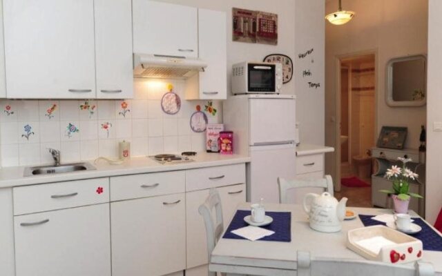 Le Romantica Dante - 5 Stars Holiday House