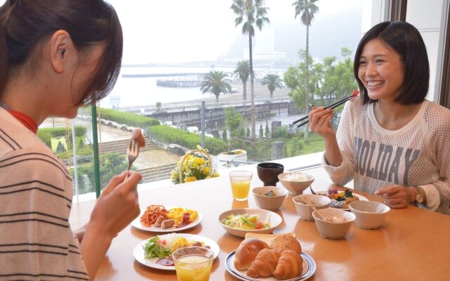 Atami Seaside Spa & Resort