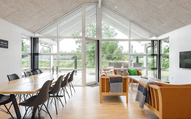5 Star Holiday Home in Hals