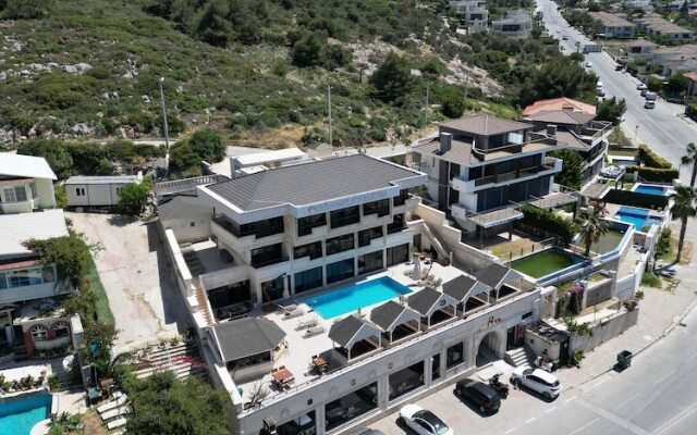 Enki Royal Cesme Hotel