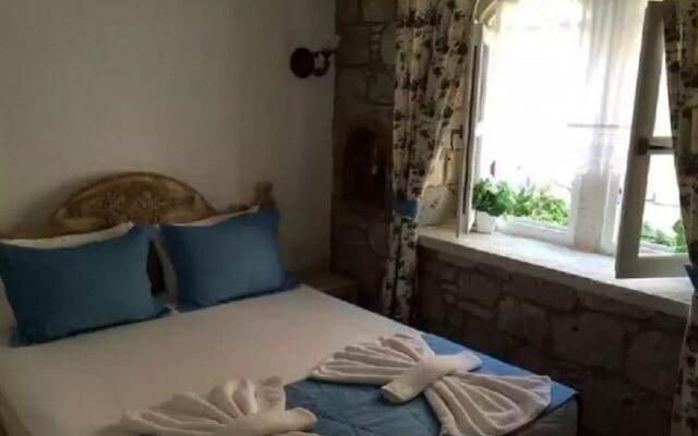 Alacati Ciftekuyu Butik Otel