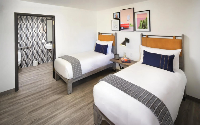 voco The Tuxon by IHG