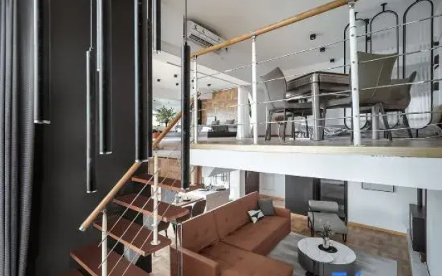 Qushe Movie Apartment (Xinjiekou Subway Station)