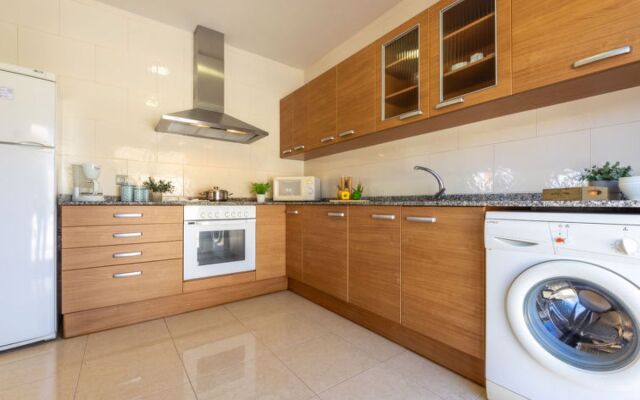 House Hector Deltebre