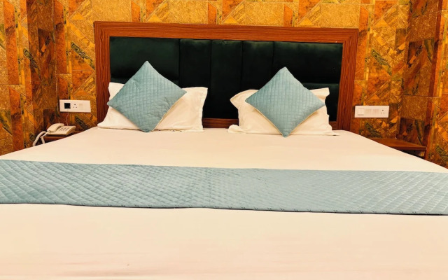 Aqoss Hotel
