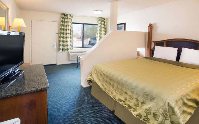 Travelodge by Wyndham Indio