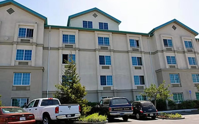 Motel 6 Belmont, CA - San Francisco - Redwood City