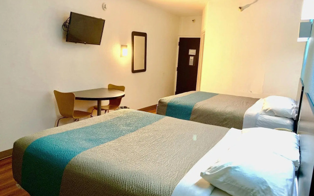 Motel 6 Lewisville, TX - Medical City