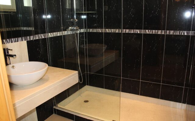 4D Frente ao Mar by Casas & Papéis