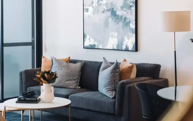 Pristine 2-bed Apartment With Pool and BBQ