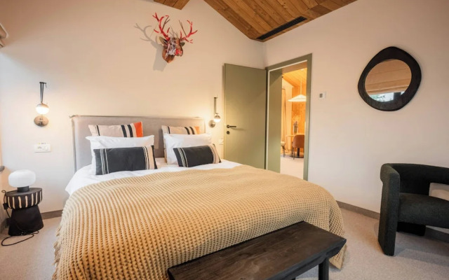 The Pines Bucegi Lodge