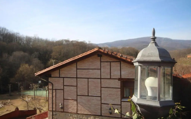 Hostel El Lago Caceres