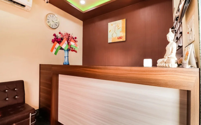 OYO 30121 Hotel Shanti Inn