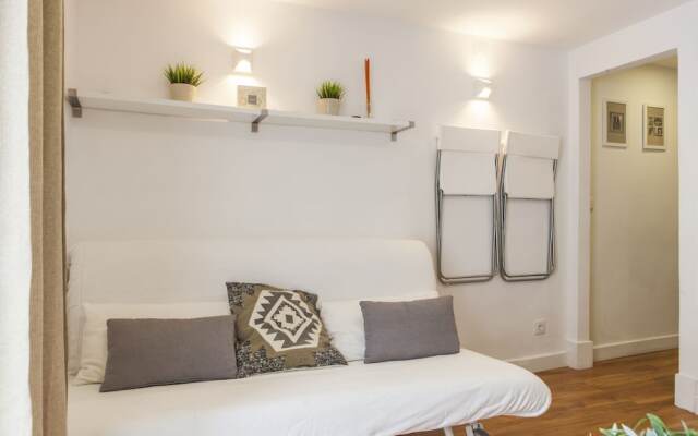 Rent4Rest Bairro Alto Charming Apartment