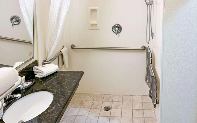 Comfort Inn & Suites Thatcher - Safford