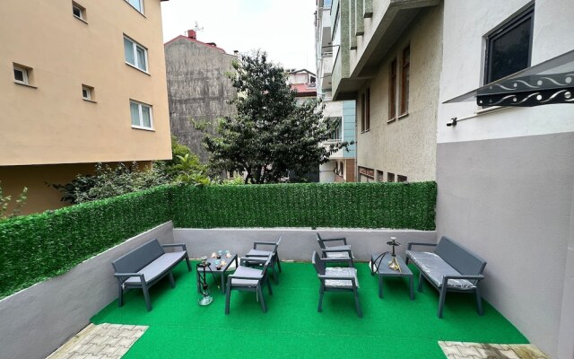 Albayrak Apart