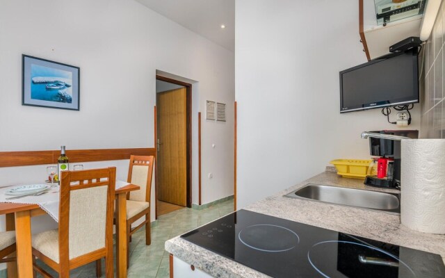 Stunning Apartment in Brzac With Wifi and 1 Bedrooms