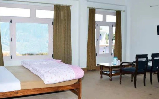Goroomgo Bilju Inn Munsiyari