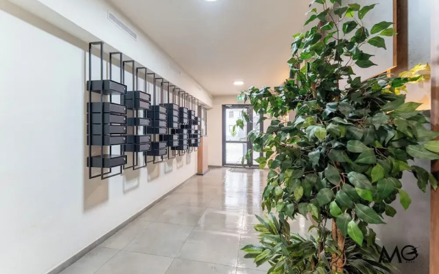 MoHost Sabina - Luxury with Balcony