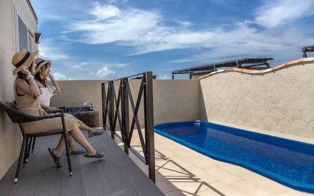 Ocean's Resort Villa Vorla