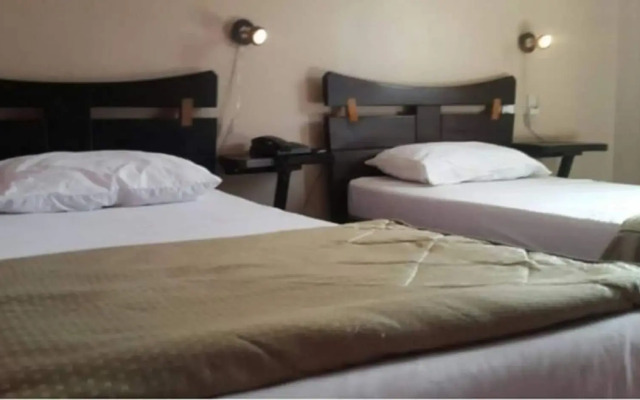 Hotel Roza