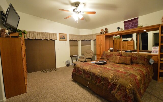 The Bear's Den B&B