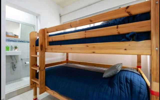 Pennsylvania WTC High End 1parking/2BR/2BA