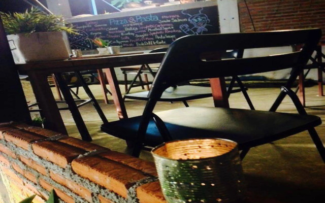 Sleepy Owl Hostel