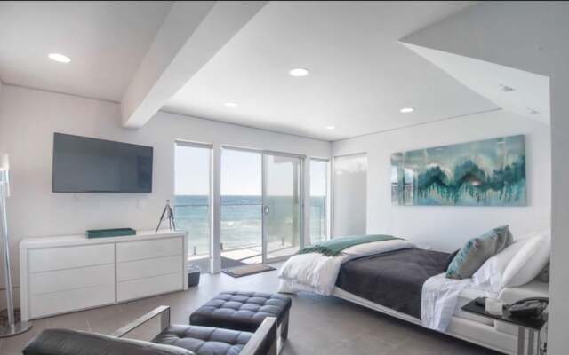 Malibu Ocean Front Villa