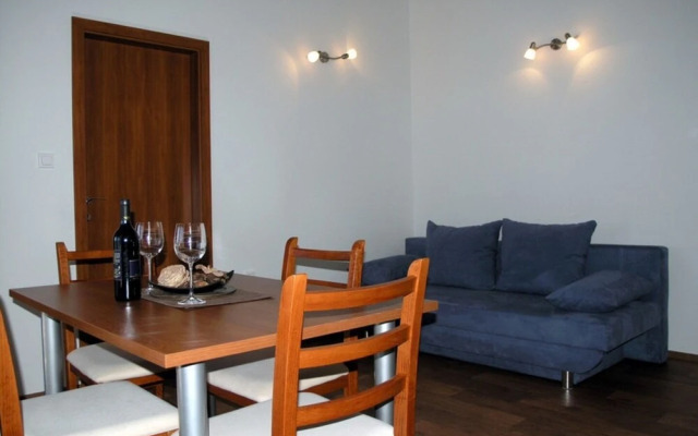 Aurelius - Relaxing With Gorgeous View - A3 Maja