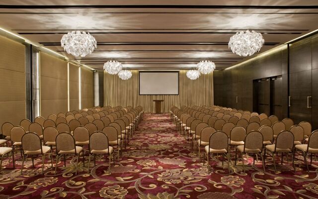 Alvear Art Hotel