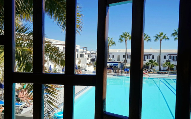 Apartamentos Plaza Azul