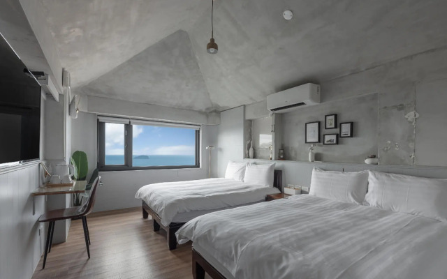 H& Jiufen The Ocean Theory BnB